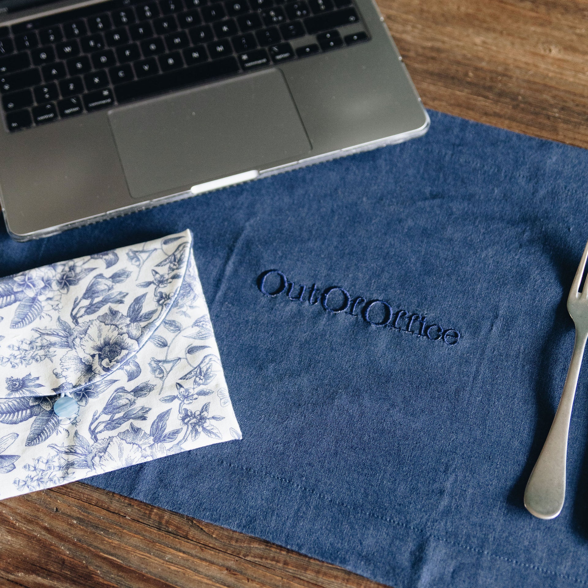 Tovagliette Americane in Lino Ricamo Greca | Baroni Linens
