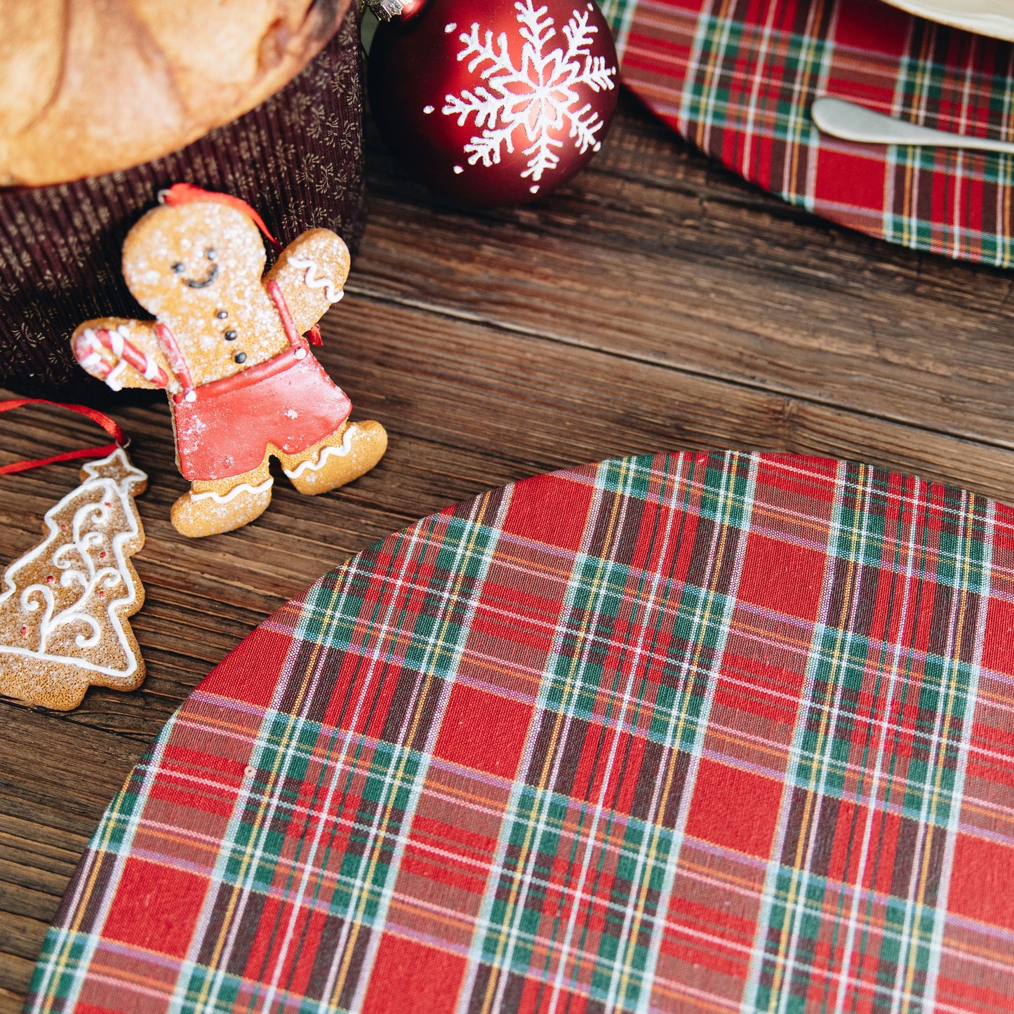 Tartan Christmas Time