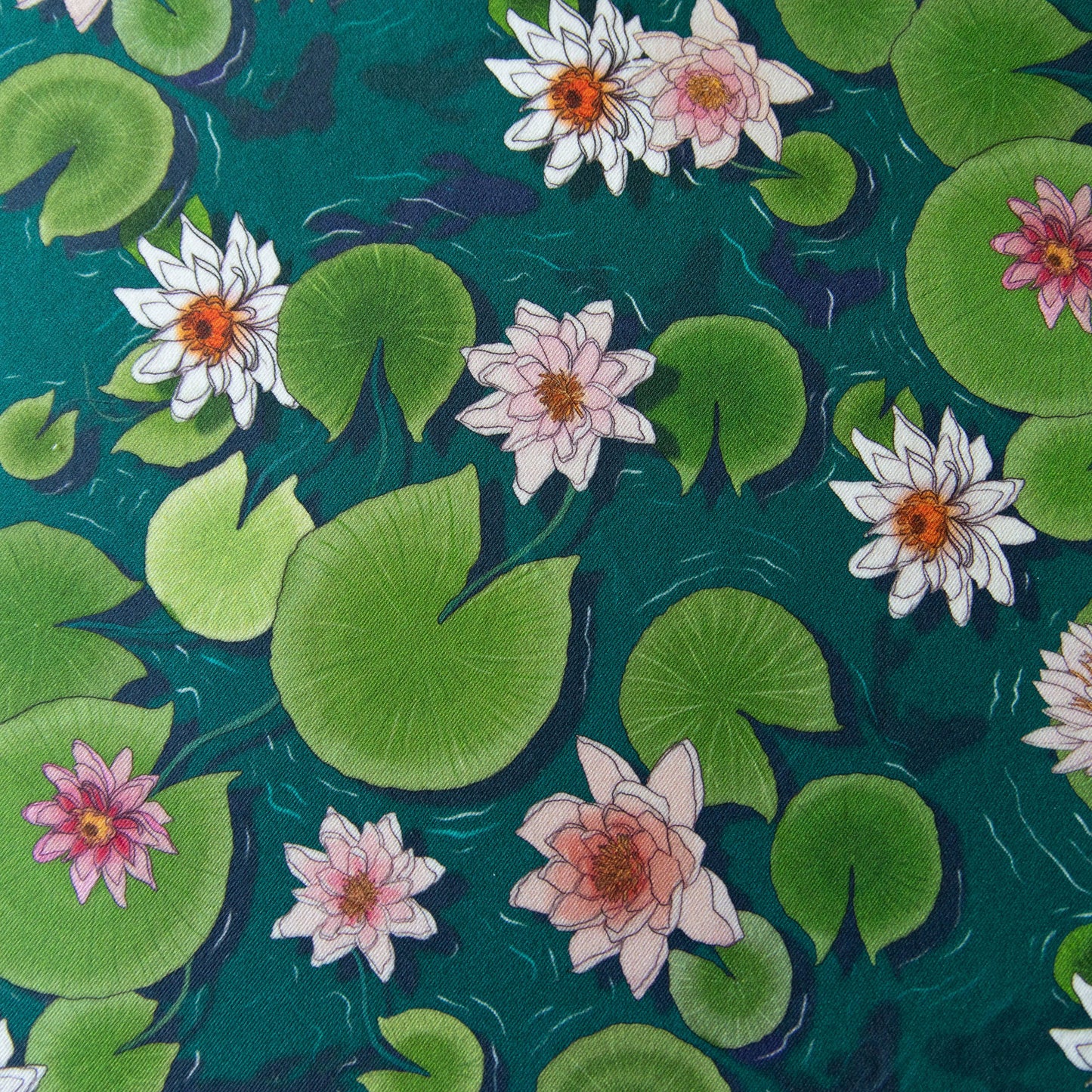 Sottopiatto Ninfee - A Simple Pattern Collection